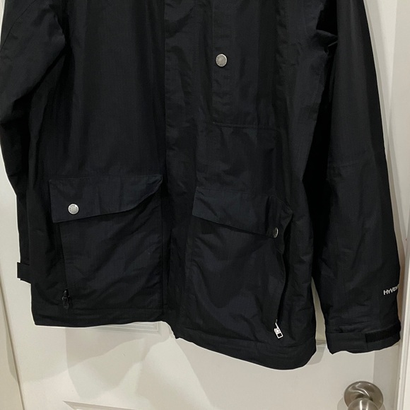 The North Face , men’s medium, hyvent waterproof jacket. - Picture 6 of 11